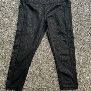 Black Leopard Print CVG Leggings size medium